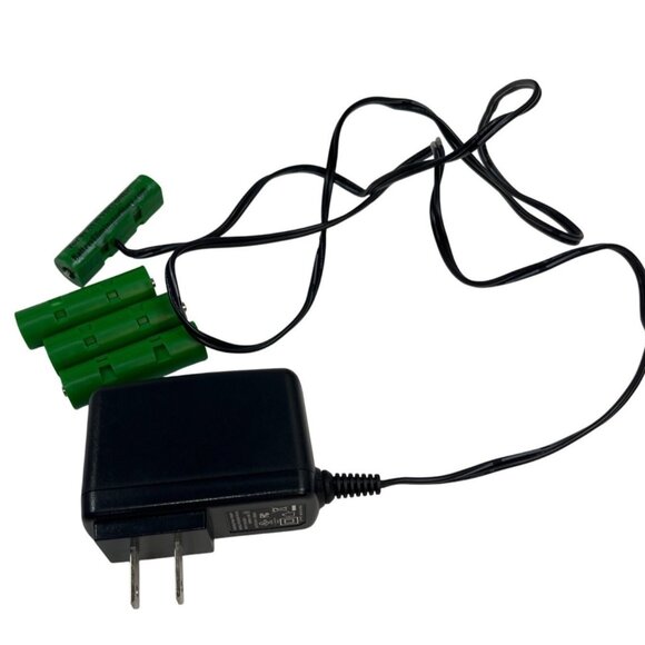 Switching Power Adapter HT05-0601000USL With Green Battery Holders 6V 1000mA 58e - Picture 1 of 5